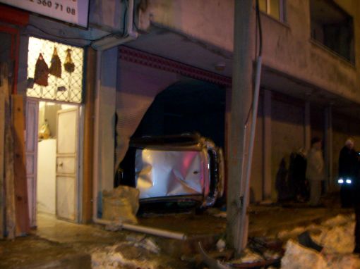  ÇAVUŞLU DA BUZDAN KAZA, MUCİZE KURTULUŞA DÖNÜŞTÜ…