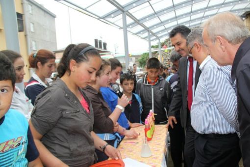  Görele Cumhuriyet ilköğretim öğrencilerinden bilim şenliği