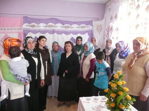  Egeköy Köyünde El Ve Makine Nakışları Kursu Sona Erdi