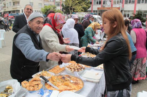  GÖRELE’DE OMURİLİK FELÇLİLER DERNEĞİNE KERMES