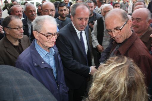  Milletvekili Muharrem İnce CHP Görele İlçe Başkanlığını ziyaret etti