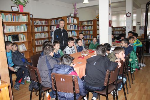  GÖRELESPOR U 13 TAKIMI İLÇE HALK KÜTÜPHANESİ’Nİ ZİYARET ETTİ.