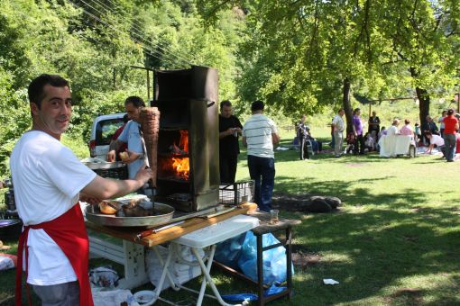  Görele'de Komşular Piknikte Buluştu